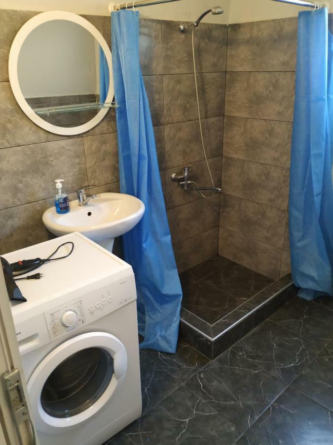 Vera Apartment ティビリシ エクステリア 写真