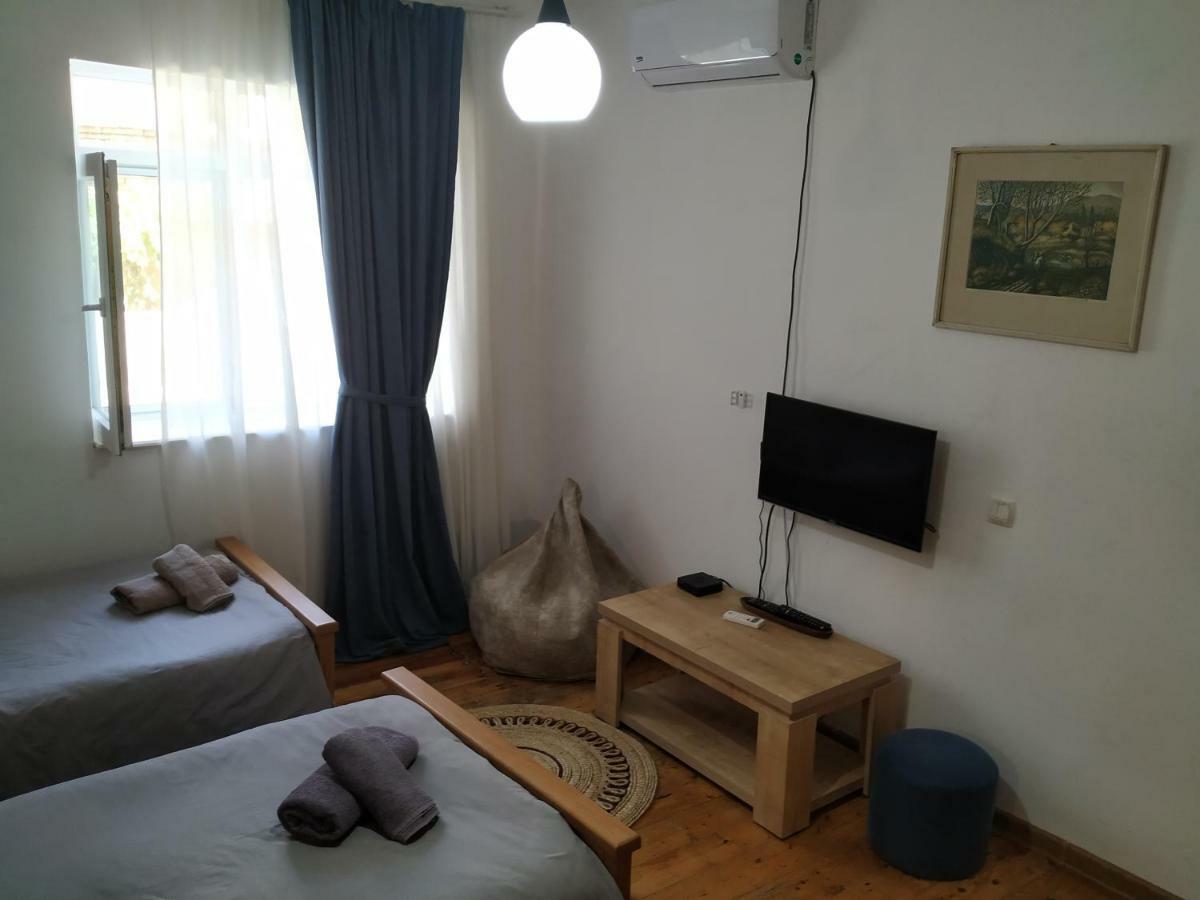 Vera Apartment ティビリシ エクステリア 写真